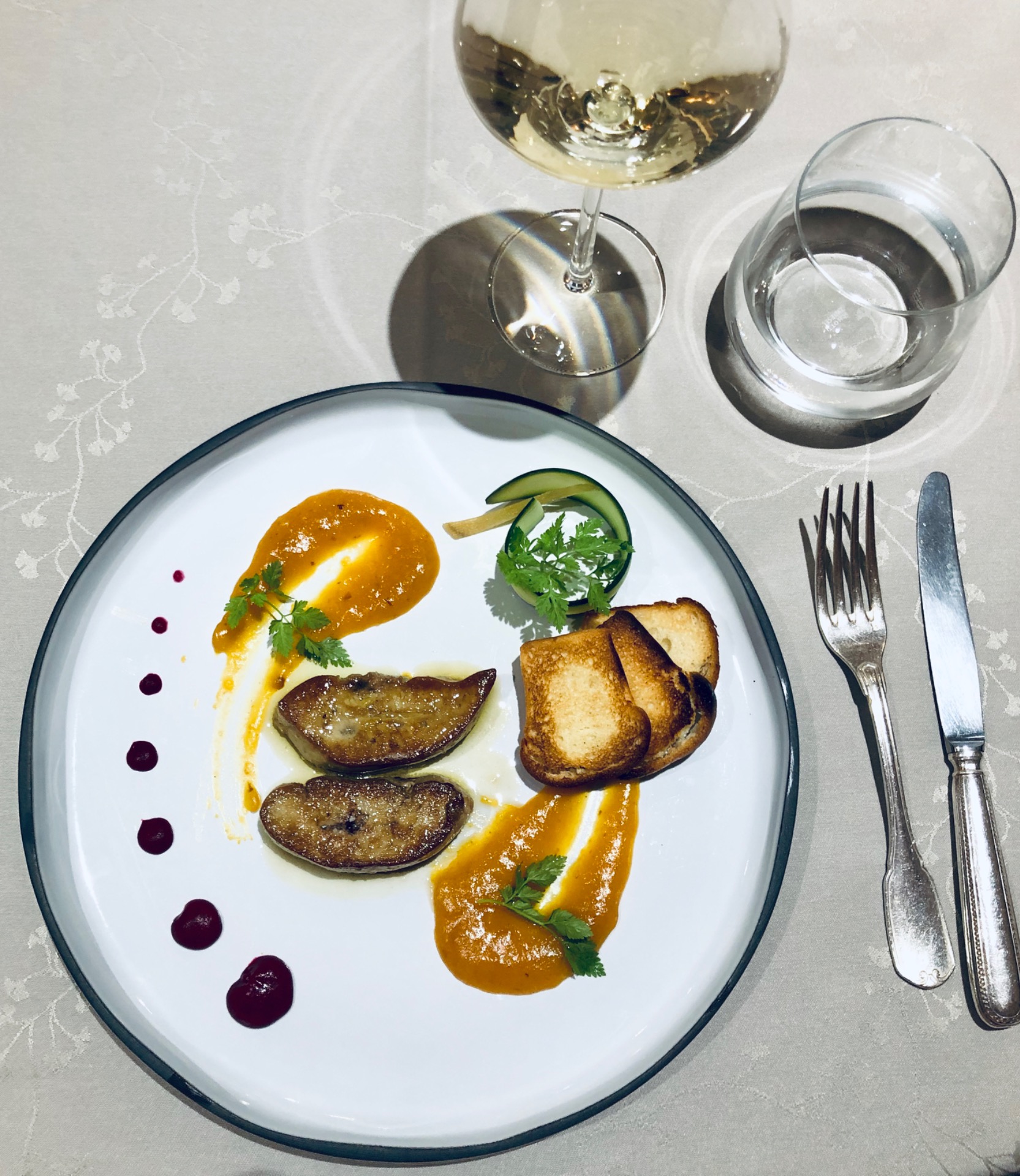 Le foie-gras poelé et son chutney mangue-gingembre (Entrée)